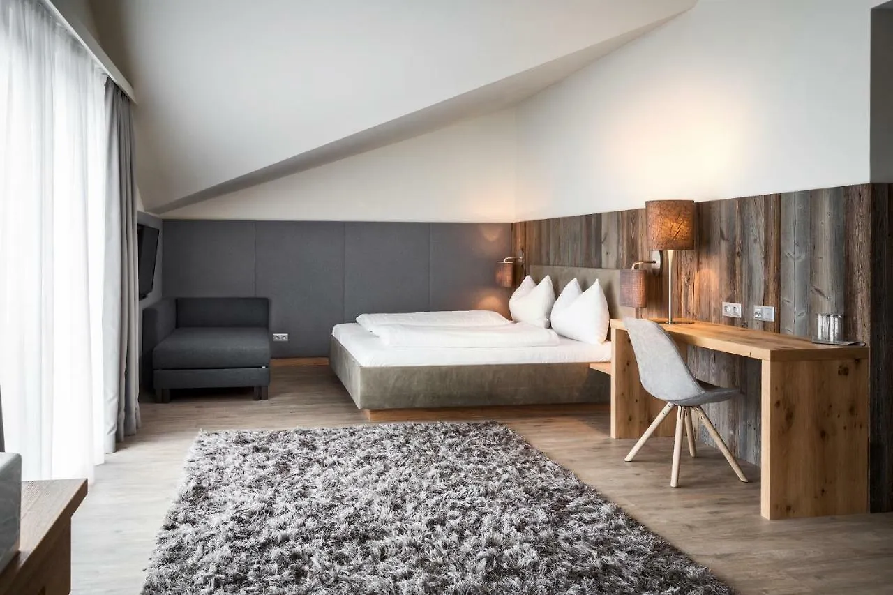 Hotel Gerl Wals-Siezenheim 4*,  Østrig